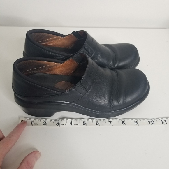 Ariat Santa Cruz Black Leather Slip On Clog Size 9B Comfort Workwear - Picture 8 of 13